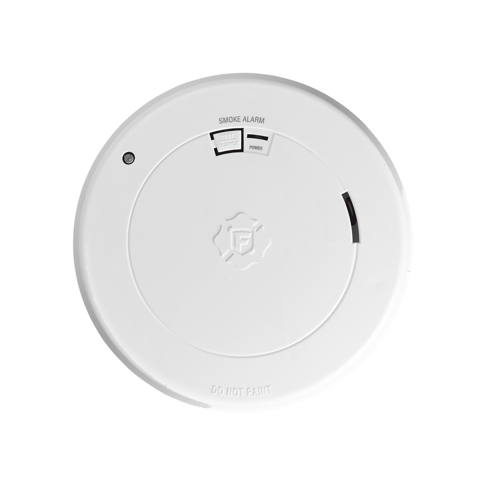 Alarma de Humo First Alert SM210L / Sensor Fotoelectrico / Batería de Litio Sellada de 10 Años / Luz de Seguridad / Rango de Temperatura 4.4°C a 37.8°C/ Cumple UL217, CSFM, NFPA 72, NFPA 101, ICC